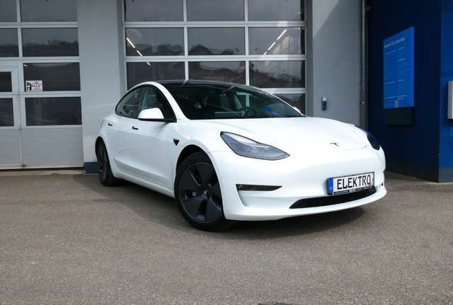 Tesla Model 3 Langstreckenbatt. Allradantrieb 93% SOH