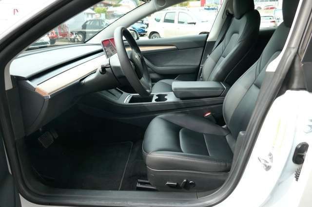 Tesla Model 3 Langstreckenbatt. Allradantrieb 93% SOH