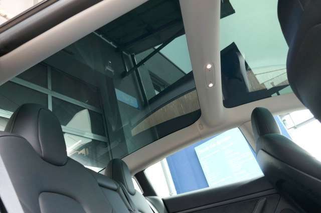 Tesla Model 3 Langstreckenbatt. Allradantrieb 93% SOH