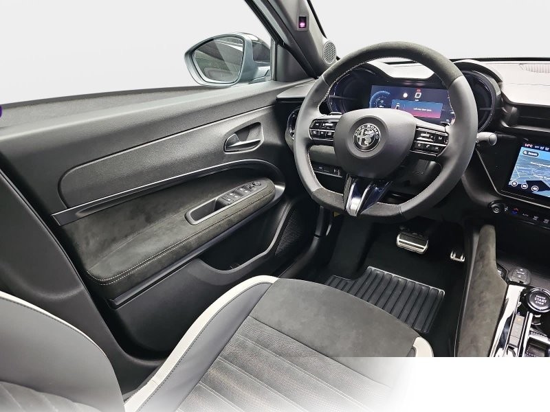 Alfa Romeo Junior IBRIDA Q4 1.2 VGT 48V-HYBRID 21KW SPORT SPECIALE