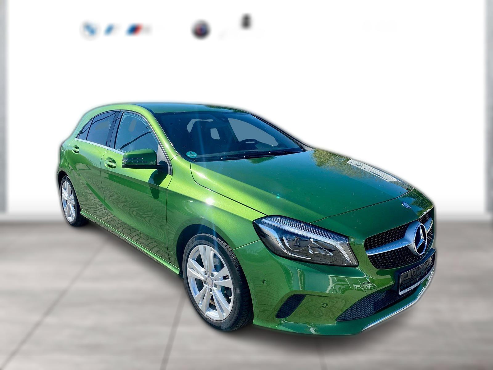 Mercedes-Benz D SCORE AHK NAVI LED PARKTRONIC CD