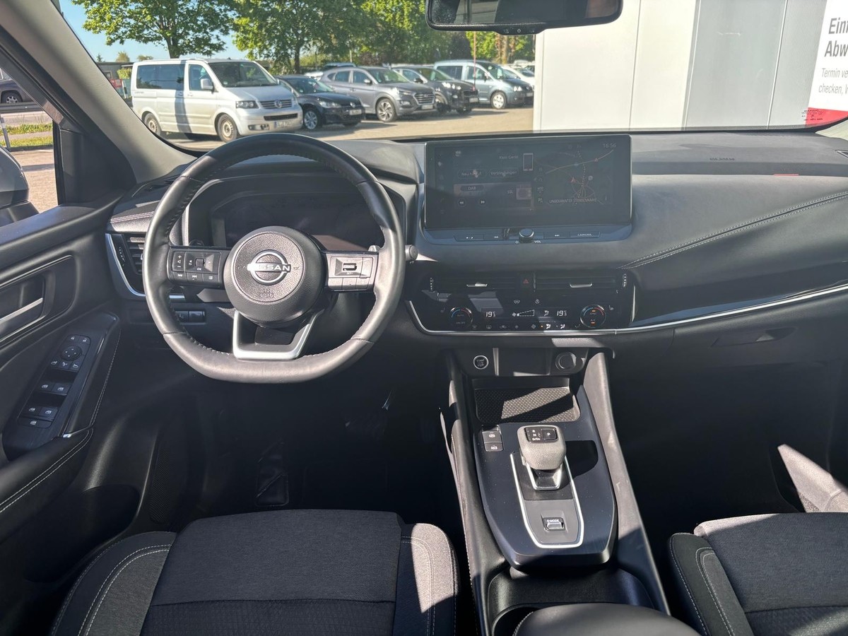 Nissan Qashqai 1.3 DIG-T N-Connecta*Kamera*AT*GJR*Pano*AHK*
