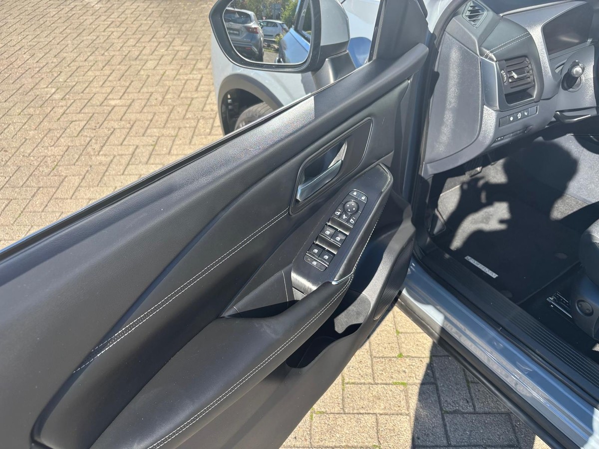 Nissan Qashqai 1.3 DIG-T N-Connecta*Kamera*AT*GJR*Pano*AHK*