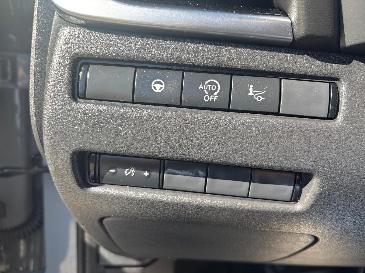 Nissan Qashqai 1.3 DIG-T N-Connecta*Kamera*AT*GJR*Pano*AHK*