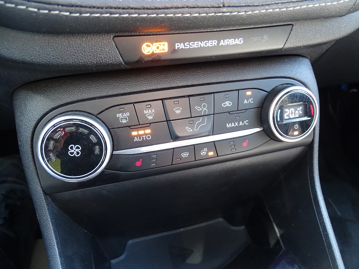 Ford Fiesta 1.0 EcoBoost Vignale Automatik AT Motor