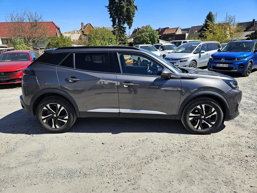 Peugeot 2008 Allure Pack PureTech 130 EAT8 Automatik