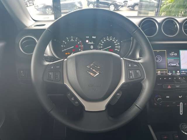 Suzuki Vitara 1.4 Comfort Facelift Navi AHK LED Kamera ACC SitzH