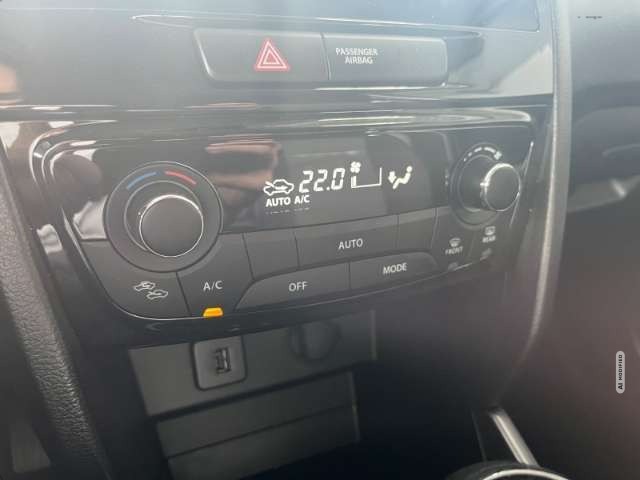 Suzuki Vitara 1.4 Comfort Facelift Navi AHK LED Kamera ACC SitzH
