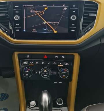 Volkswagen T-Roc Style, 1.Hand, unfallfrei,Kamera,Navi,Standheizung
