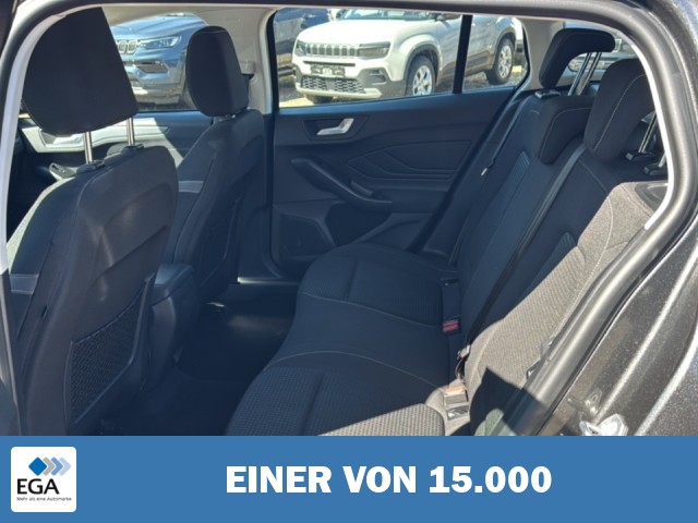 Ford Focus COOL & CONNECT NAVI / LED / PDC / GJR / WINTER-PAK