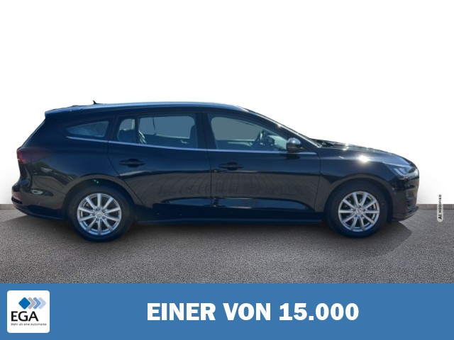Ford Focus Turnier Titanium NAVI AHK LED ACC SHZ Apple CarPlay