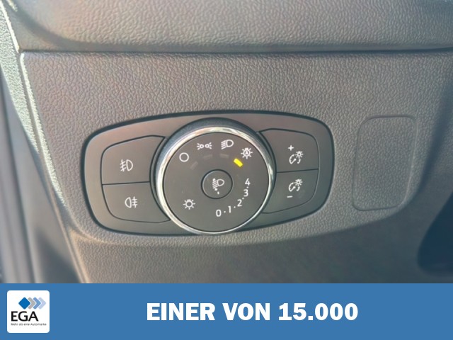 Ford Focus Turnier Titanium NAVI AHK LED ACC SHZ Apple CarPlay
