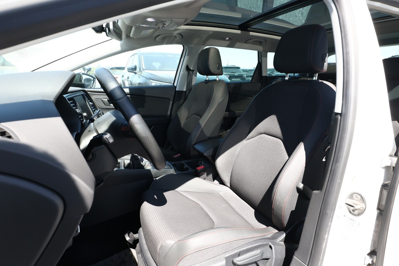 Seat Leon ST 1.4 TSI 150 FR Pano LED Nav PDC LM18Z