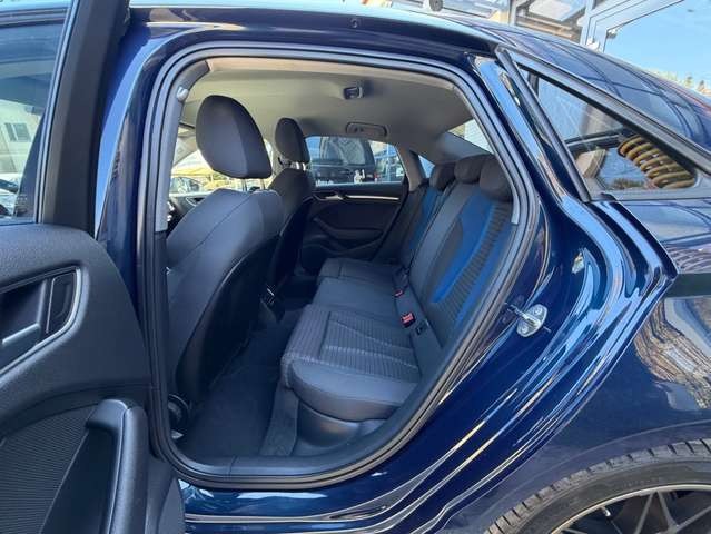 Audi A3 1,4 TFSI S LINE LIMOUSINE SERVICE NEU