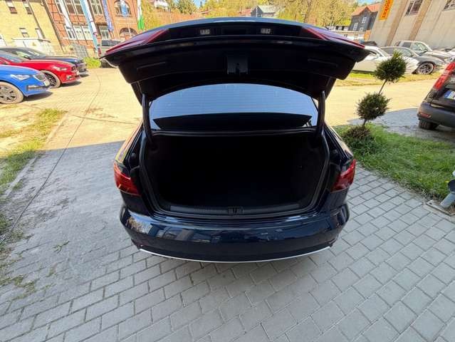 Audi A3 1,4 TFSI S LINE LIMOUSINE SERVICE NEU
