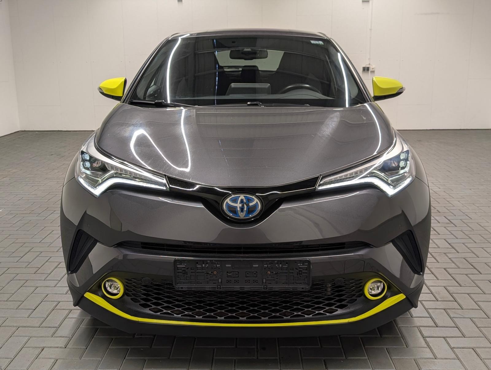 Toyota C-HR Hybrid Team D LED/Navi/SHZ/LHZ/Kam/ACC/17LM