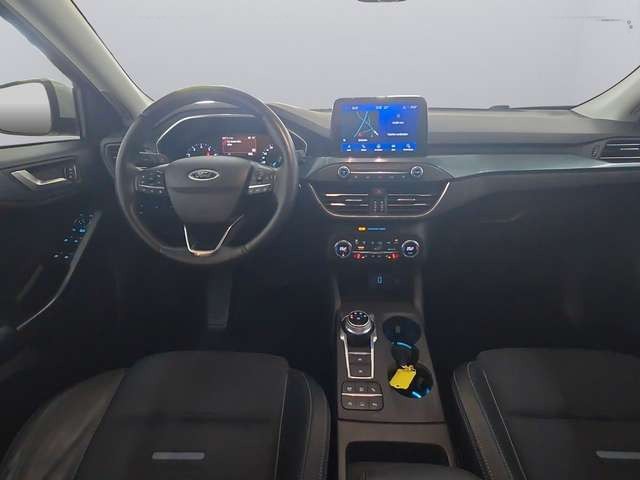 Ford Focus Turnier Active Automatik *AHK*PANO*ACC*LED