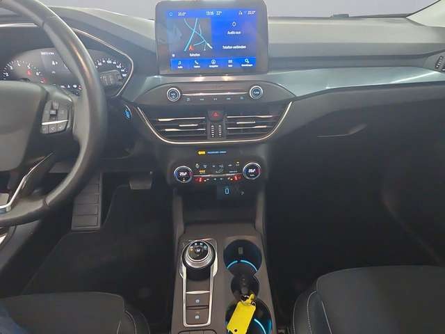 Ford Focus Turnier Active Automatik *AHK*PANO*ACC*LED