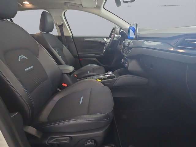 Ford Focus Turnier Active Automatik *AHK*PANO*ACC*LED