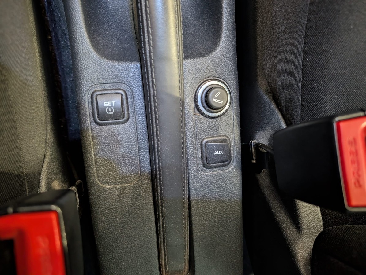 Skoda Fabia 1.6TDI SHZ PDC Klimaautomatik AHK