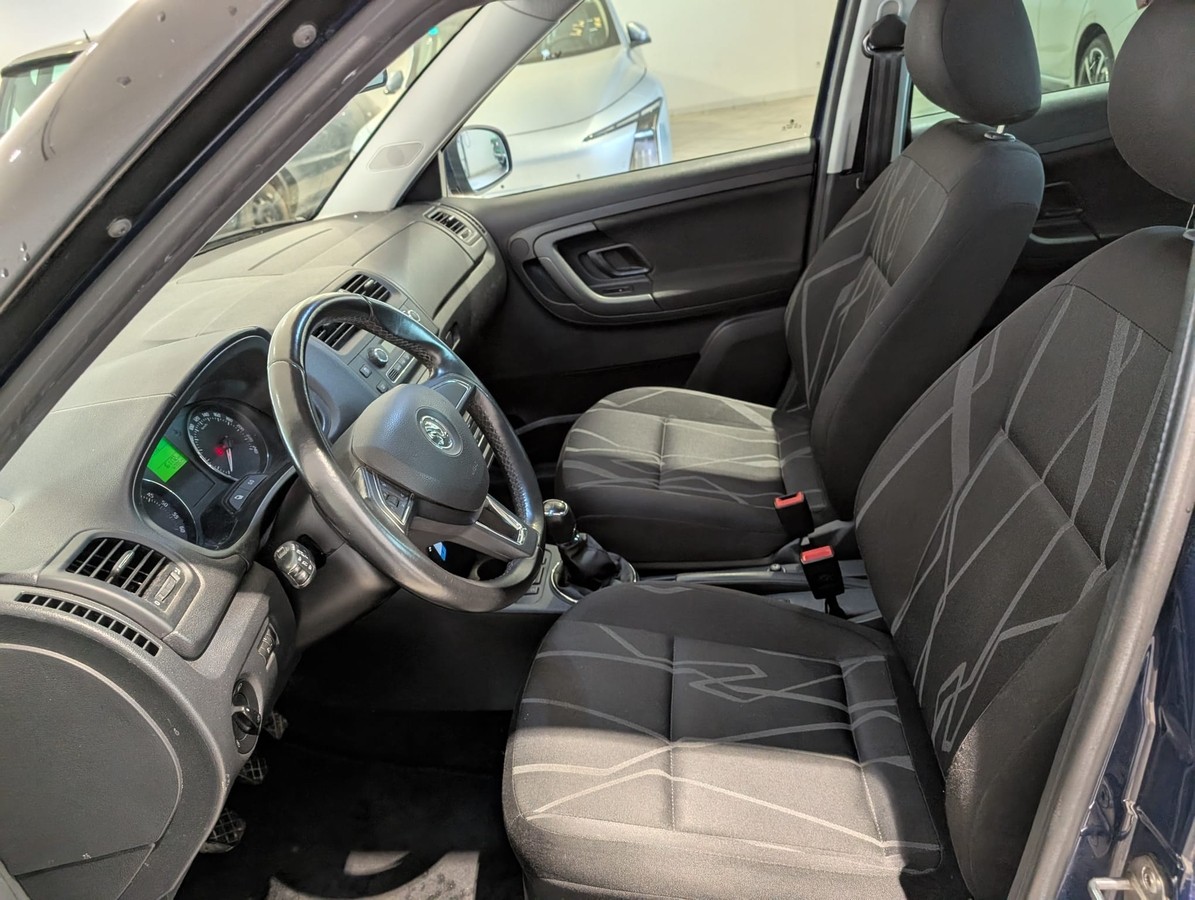 Skoda Fabia 1.6TDI SHZ PDC Klimaautomatik AHK