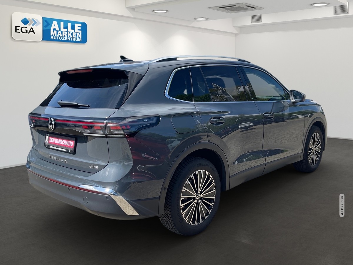 Volkswagen Tiguan 1.5 eTSI Elegance AHK elektr.Heckklappe LED Sitzh ACC