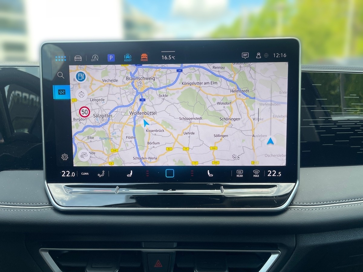 Volkswagen Tiguan 1.5 eTSI Elegance AHK elektr.Heckklappe LED Sitzh ACC