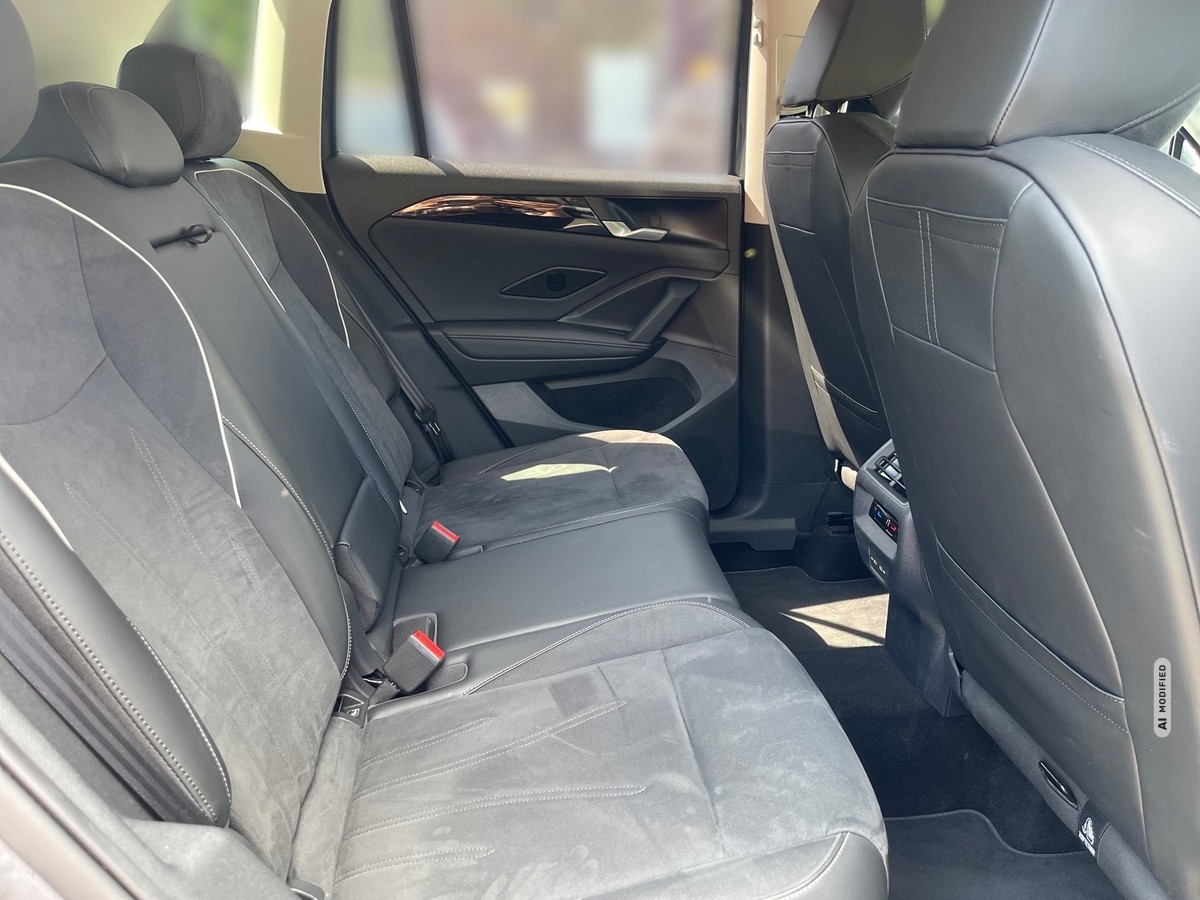 Volkswagen Tiguan 1.5 eTSI Elegance AHK elektr.Heckklappe LED Sitzh ACC