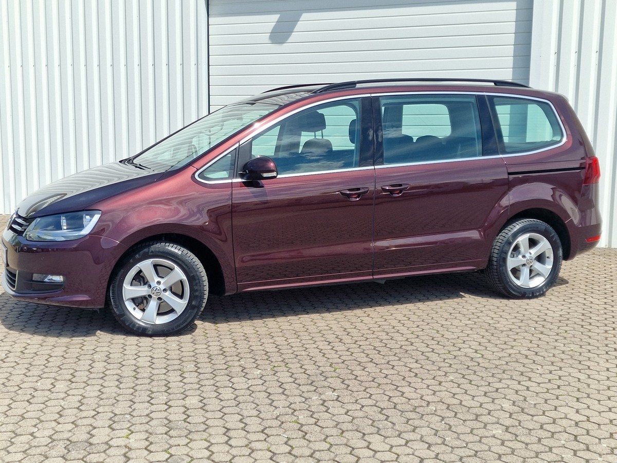 Volkswagen Sharan TSi Comfortline*AHK*R-Kamera*Sitzheizung