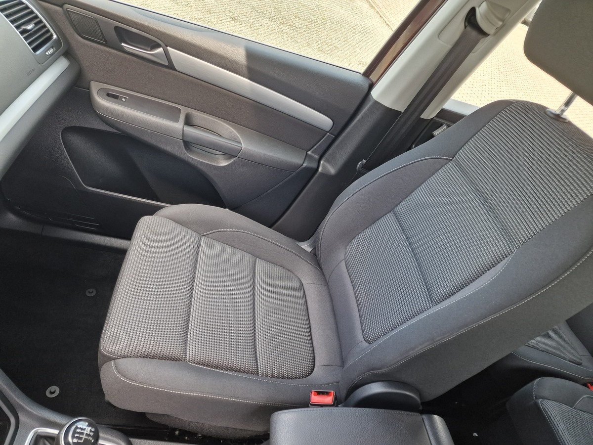 Volkswagen Sharan TSi Comfortline*AHK*R-Kamera*Sitzheizung