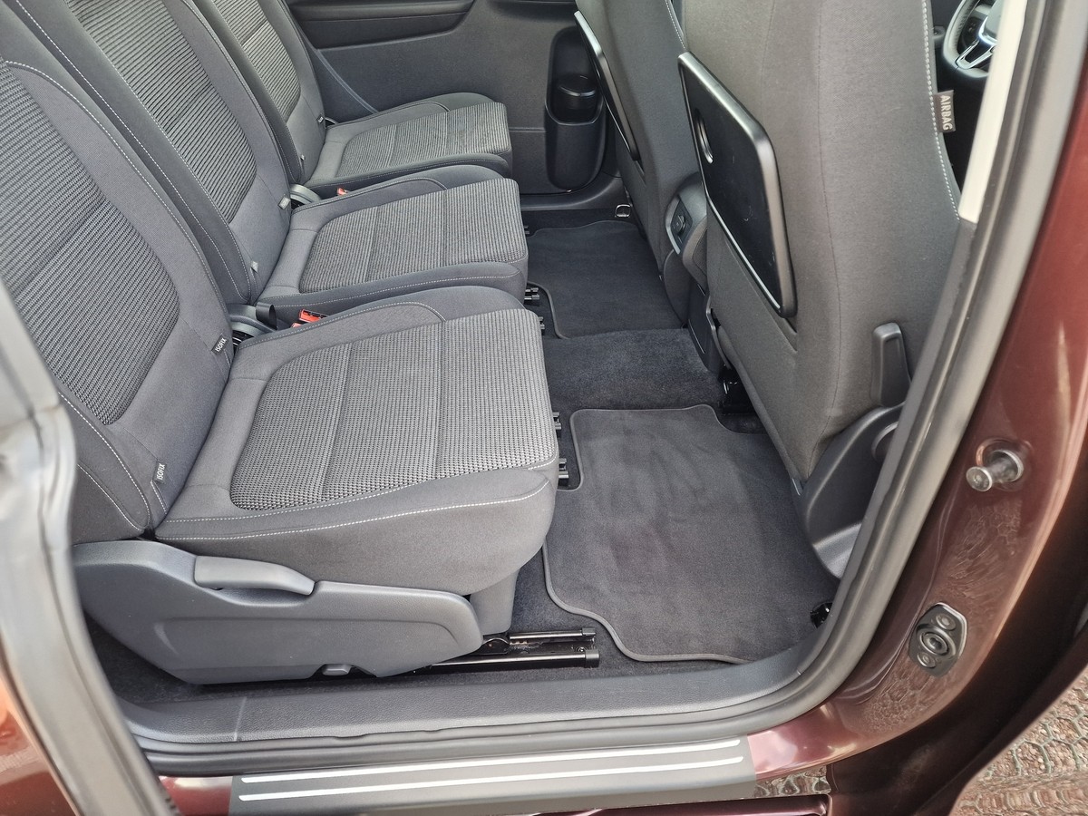 Volkswagen Sharan TSi Comfortline*AHK*R-Kamera*Sitzheizung