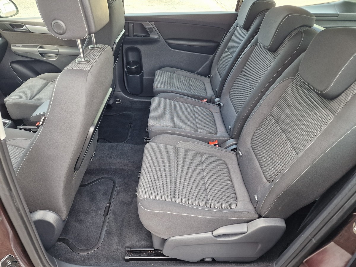 Volkswagen Sharan TSi Comfortline*AHK*R-Kamera*Sitzheizung