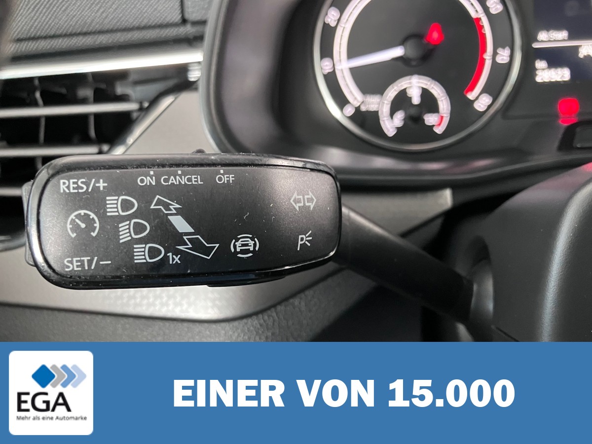 Skoda Kamiq 1.0 TSI Clever - CarPlay/ Sitzh./ PDC hi.