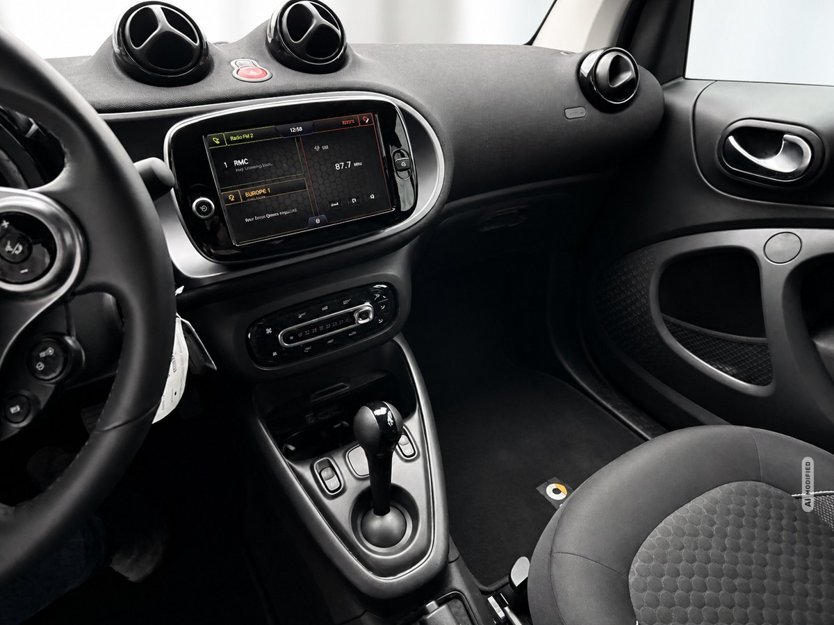 Smart ForTwo EQ cabrio*EXCLUSIVE*22kW*CAM*MEDIA*ALLW*LED*SHZ*