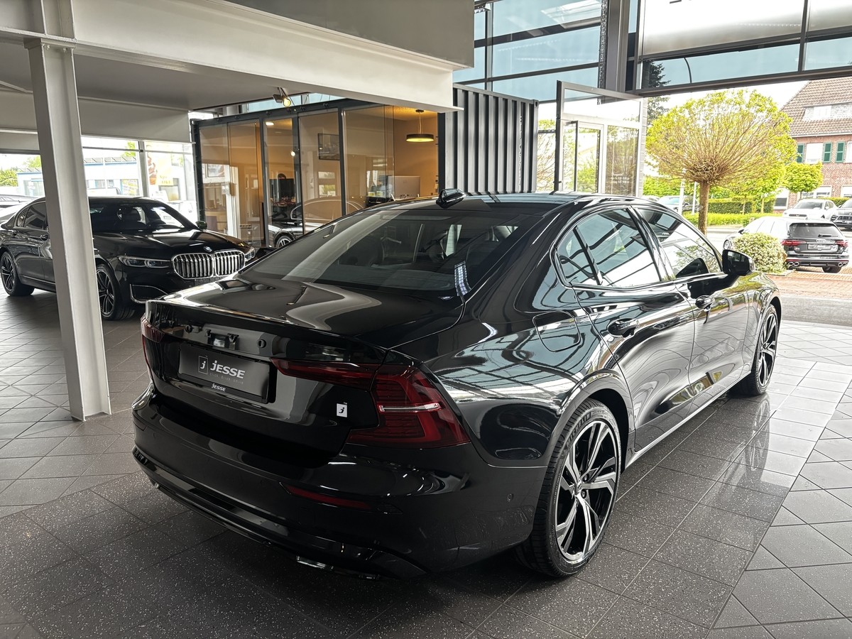Volvo S60 B5 AWD Ultimate Dark LED ACC Pano 360 H&K