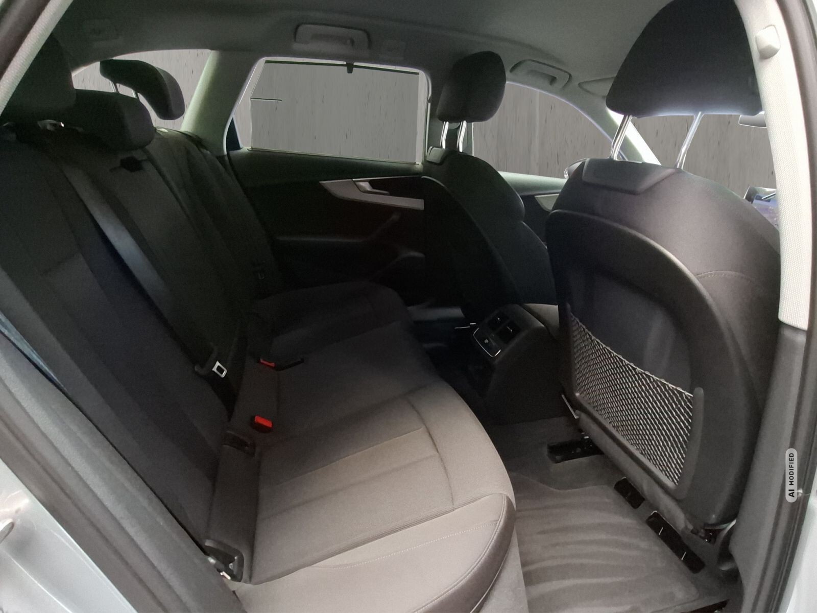 Audi A4 30 TDI 100(136) kW(PS) S tronic