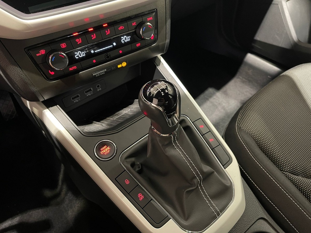 Seat Arona Xcellence 1.0TSI LED NAVI Kamera ACC