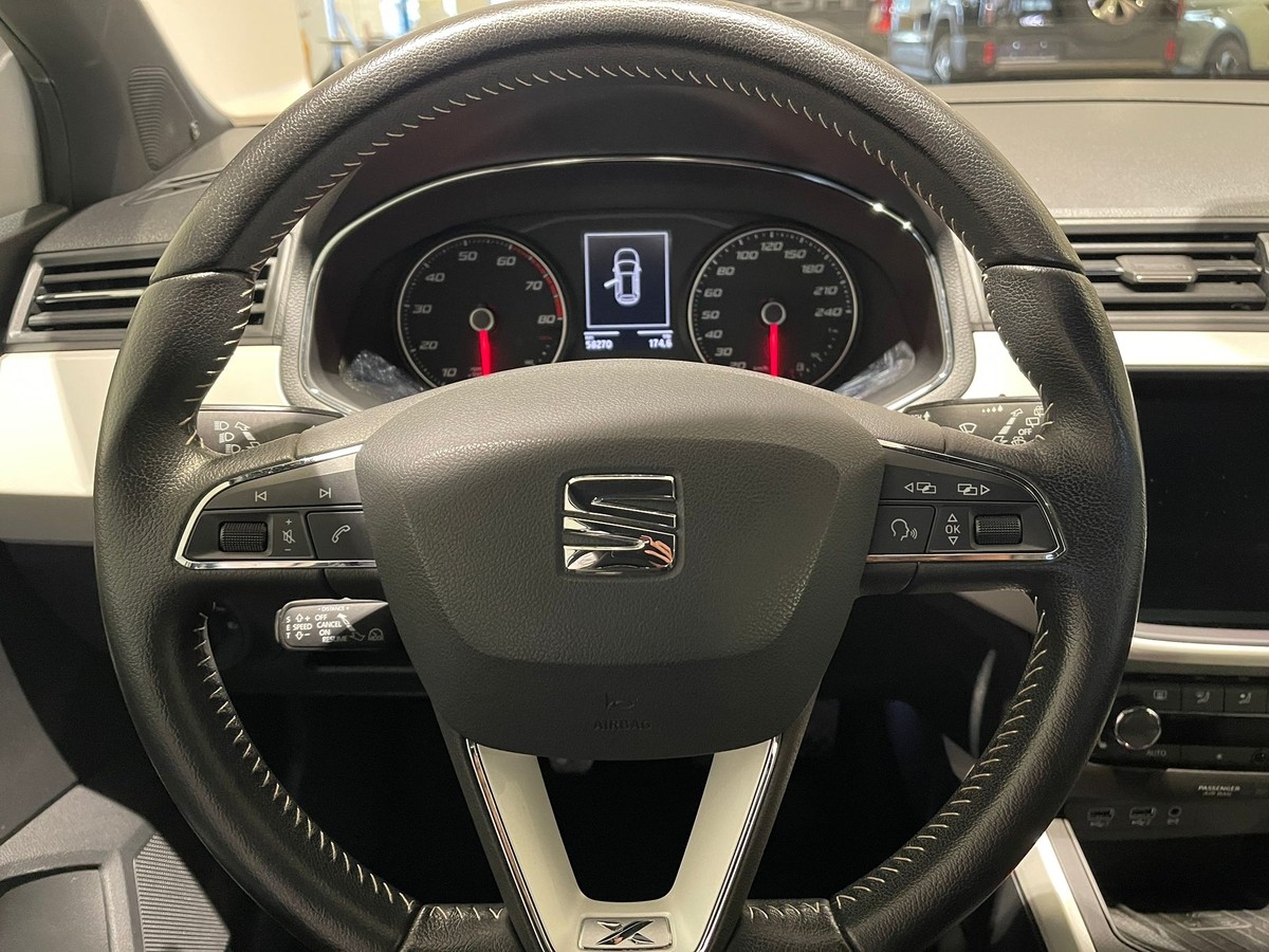 Seat Arona Xcellence 1.0TSI LED NAVI Kamera ACC
