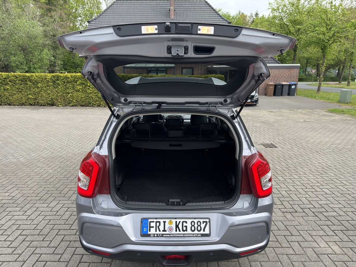 KGM Tivoli Grand 1.5 Blackline 2WD