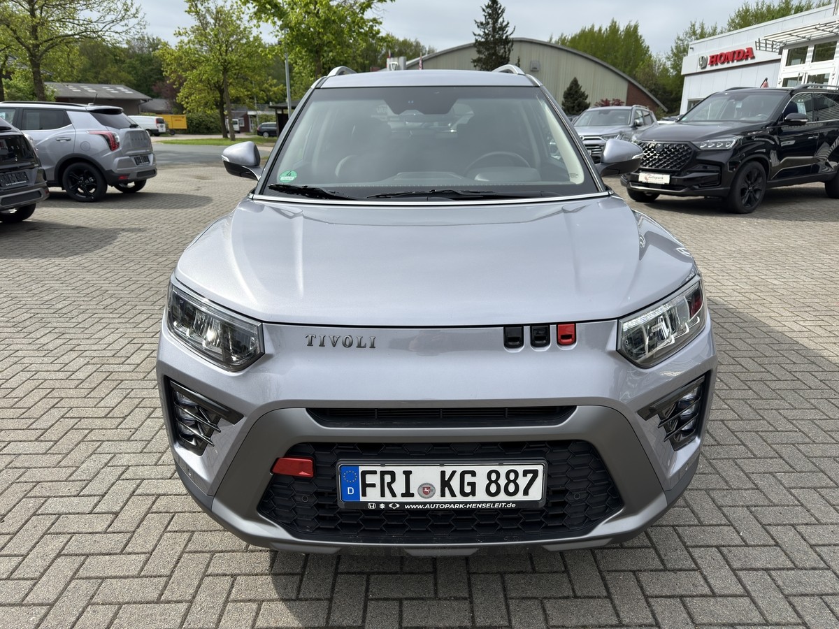 KGM Tivoli Grand 1.5 Blackline 2WD