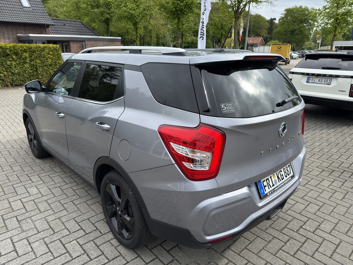 KGM Tivoli Grand 1.5 Blackline 2WD