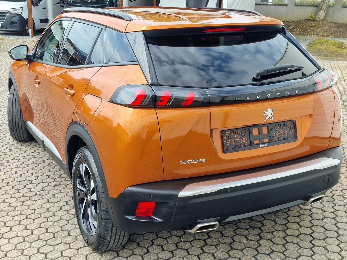 Peugeot 2008 PureTech 130 Allure*AHK*Navi*LED*DAB