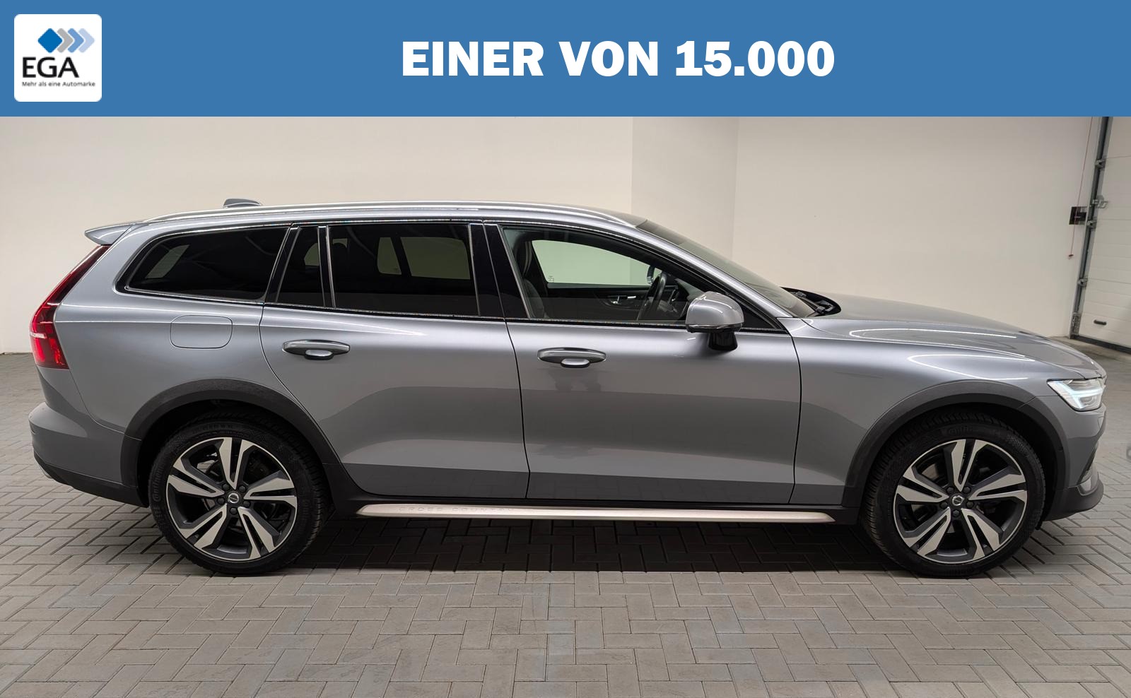 Volvo V60 Cross Country Pro AWD LED/Navi/H.-K./AHK/elH