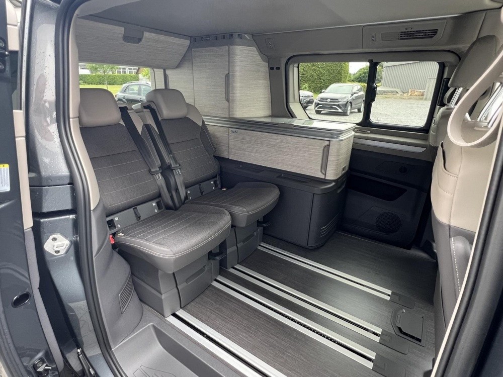 Volkswagen T7 California Coast 1,5 TSI eHybrid 4Motion DSG 180kW