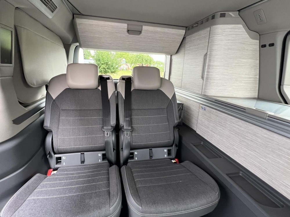 Volkswagen T7 California Coast 1,5 TSI eHybrid 4Motion DSG 180kW
