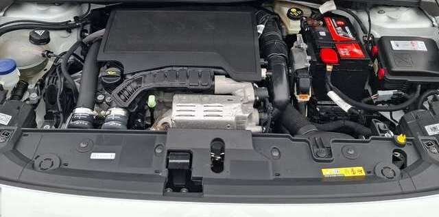 Opel Corsa F 1.2 Turbo Edition KLIMA / TEMPOMAT / PDC