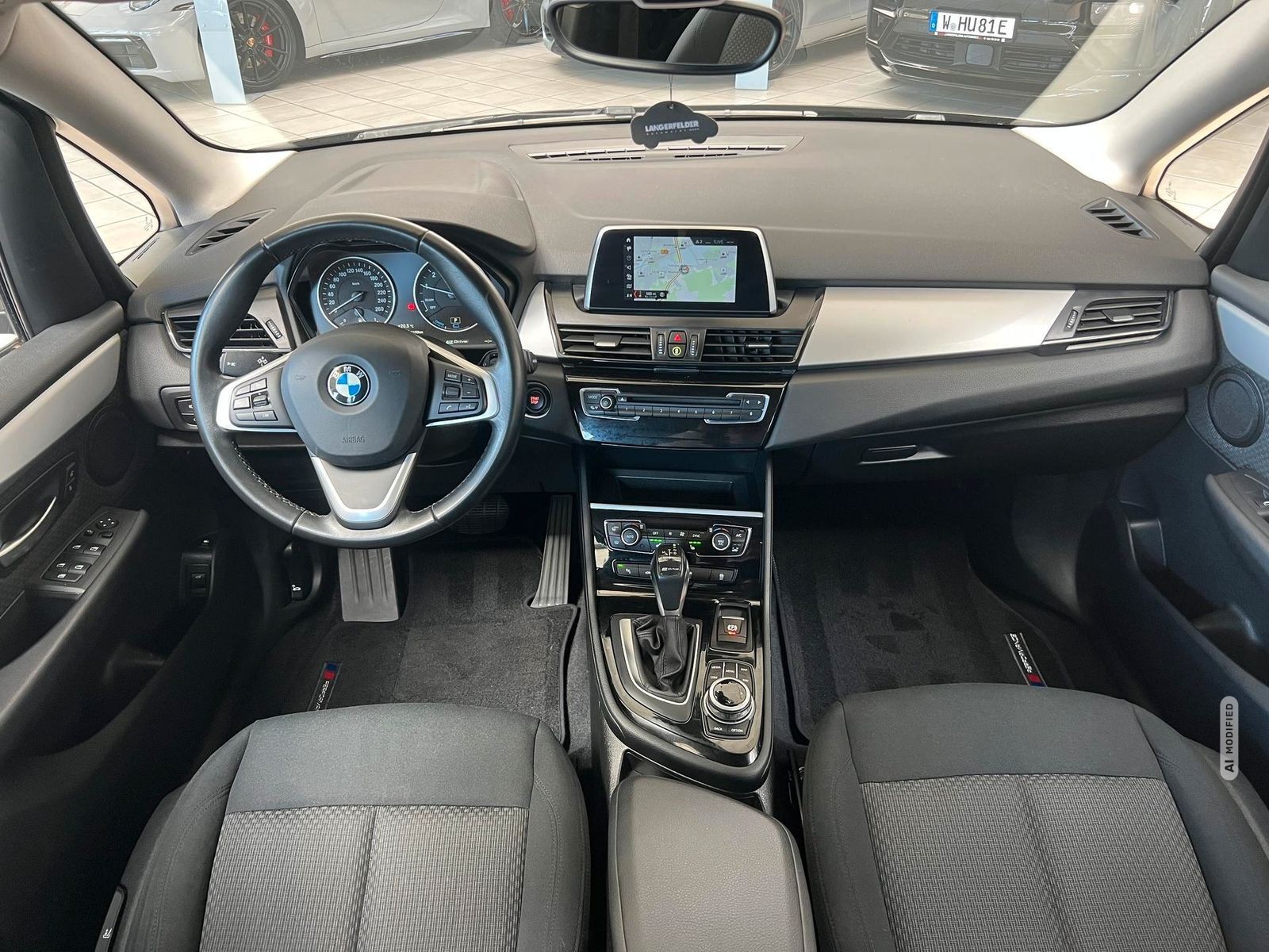 BMW 225 Active Tourer 225xe Advantage|LED|EINPARKHILFE|ALLWETTER|NAVI