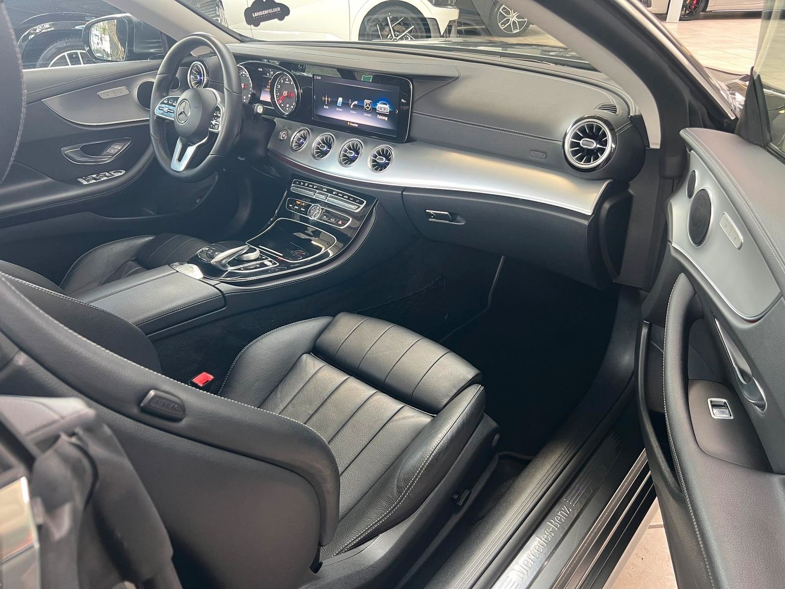 Mercedes-Benz E 200 E200 Avantgarde Cabrio|Airscarf|Multibeam|Kamera