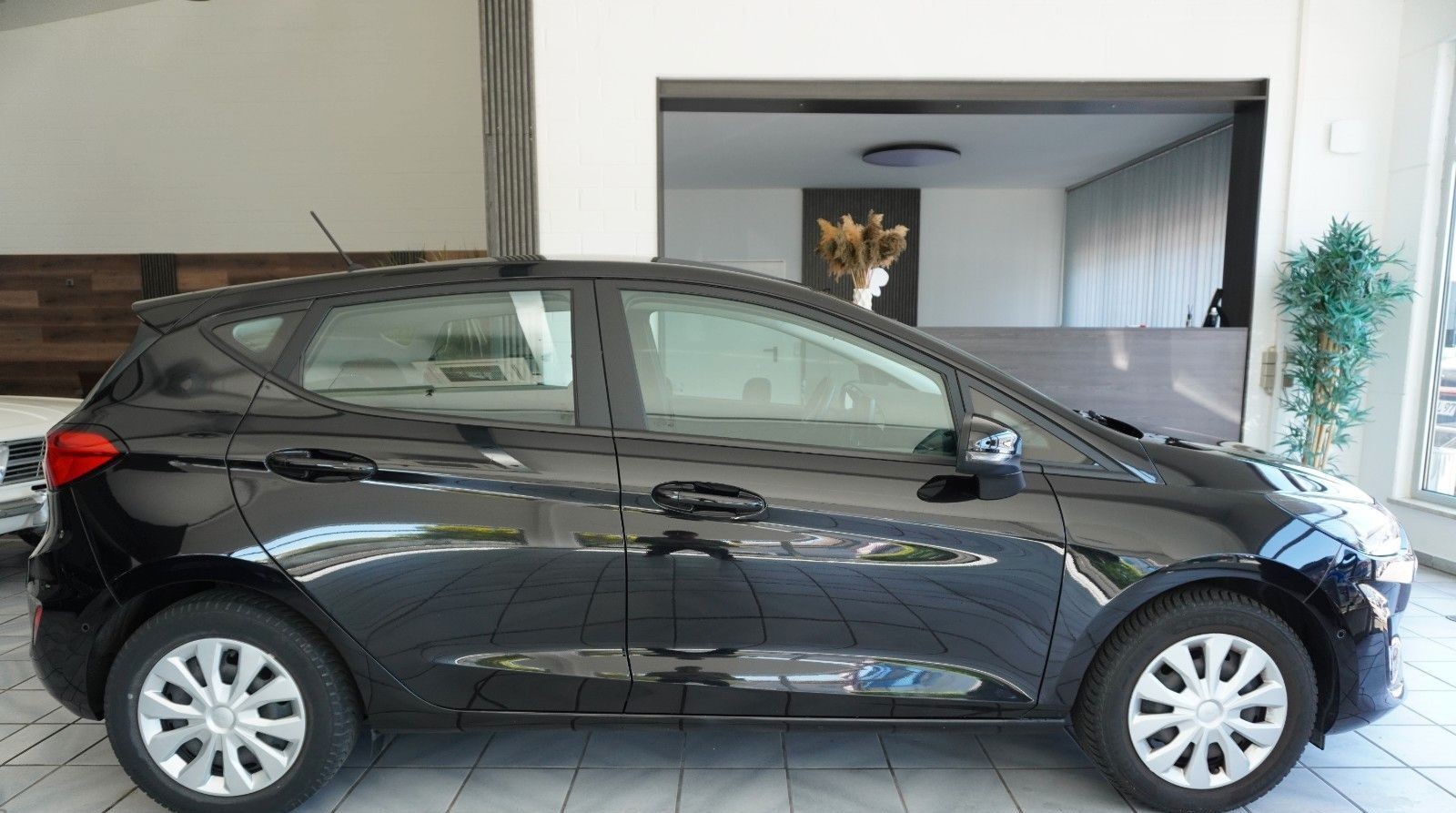 Ford Fiesta Cool & Connect*LED*Winterpaket*RFK