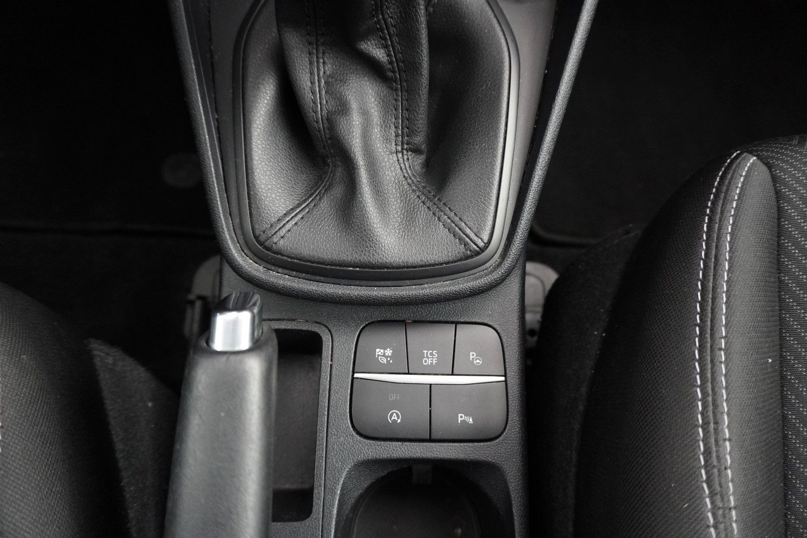 Ford Fiesta Cool & Connect*LED*Winterpaket*RFK